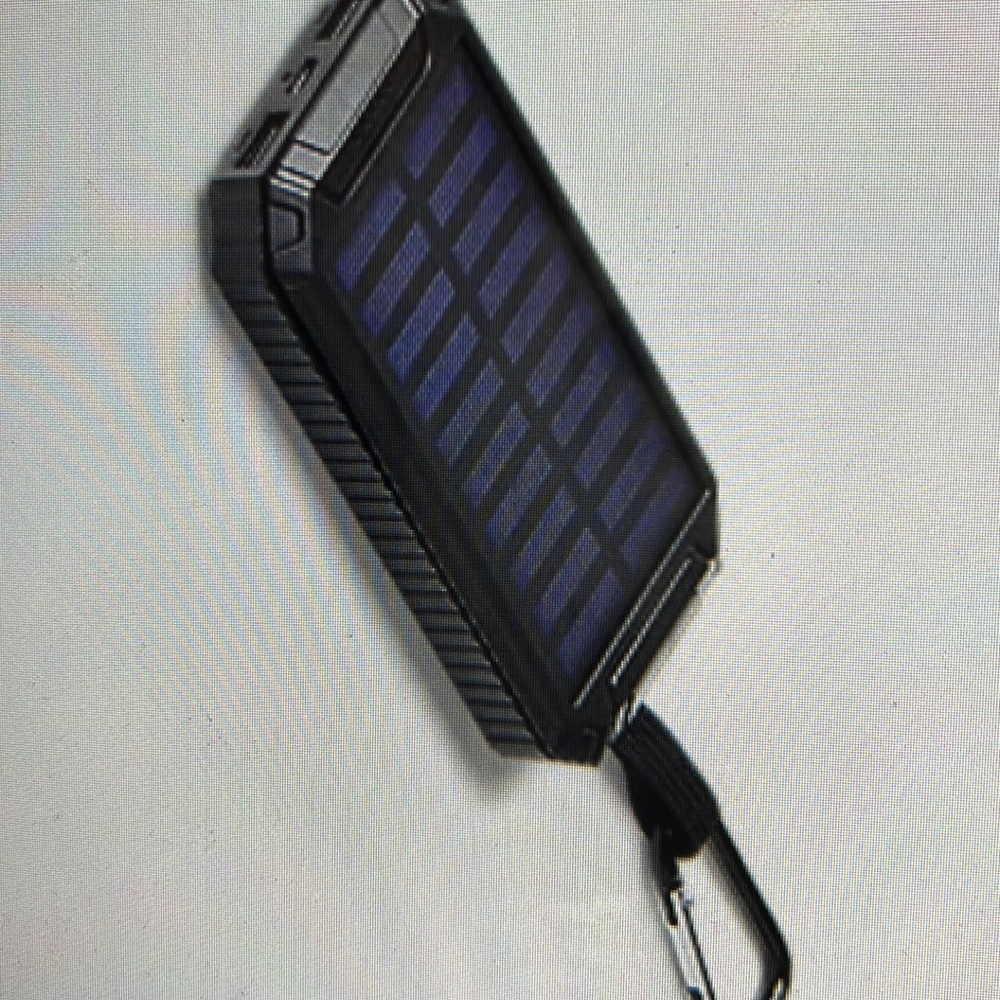 Eddie Bauer 8000MAH portable power bank w/led lamp,